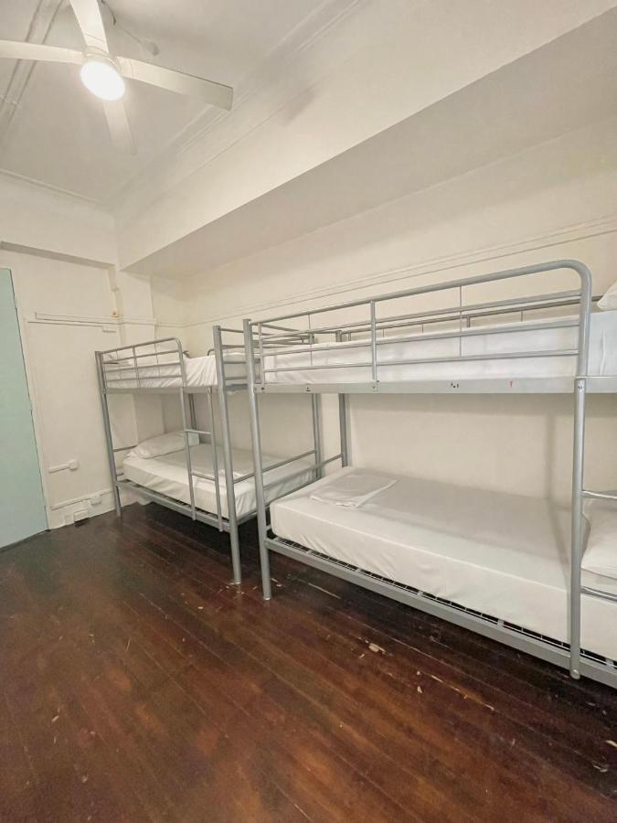 The Downing Hostel Сидней Экстерьер фото